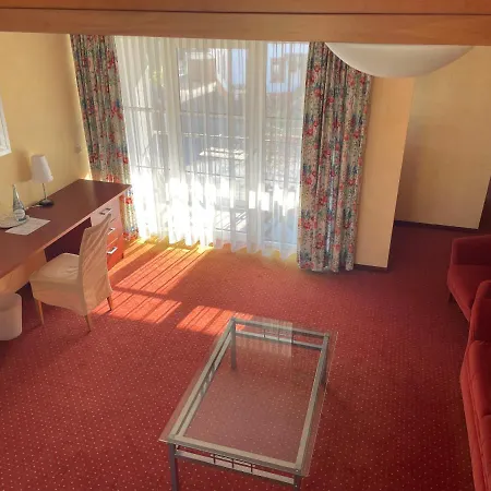 Waldhotel Felsentor 3*