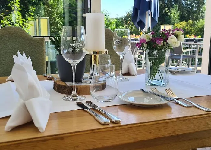 Waldhotel Felsentor Hauenstein